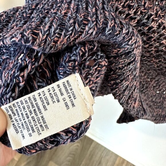 American Eagle Crochet Knit Sweater - Large - Picture 4 of 5